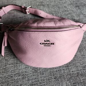 Coach Baby Pink Leather Fannypack